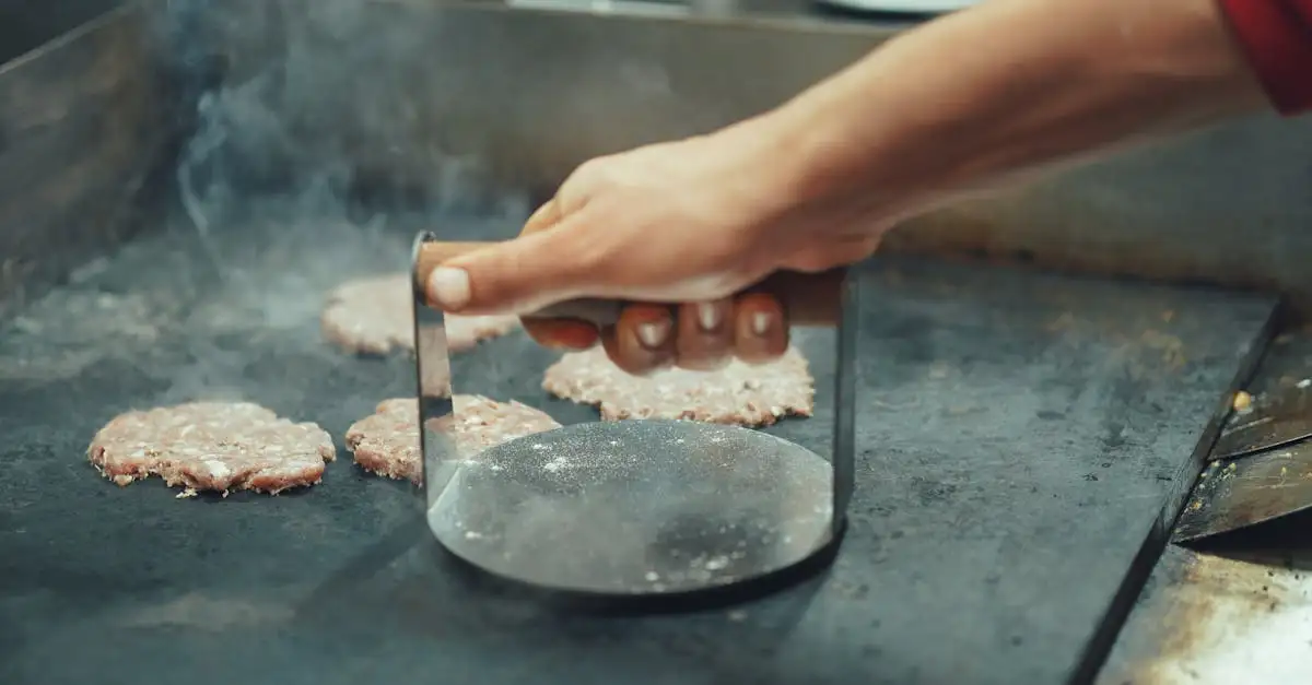Nieuwe trend: de smashburger maakt een comeback op de barbecue