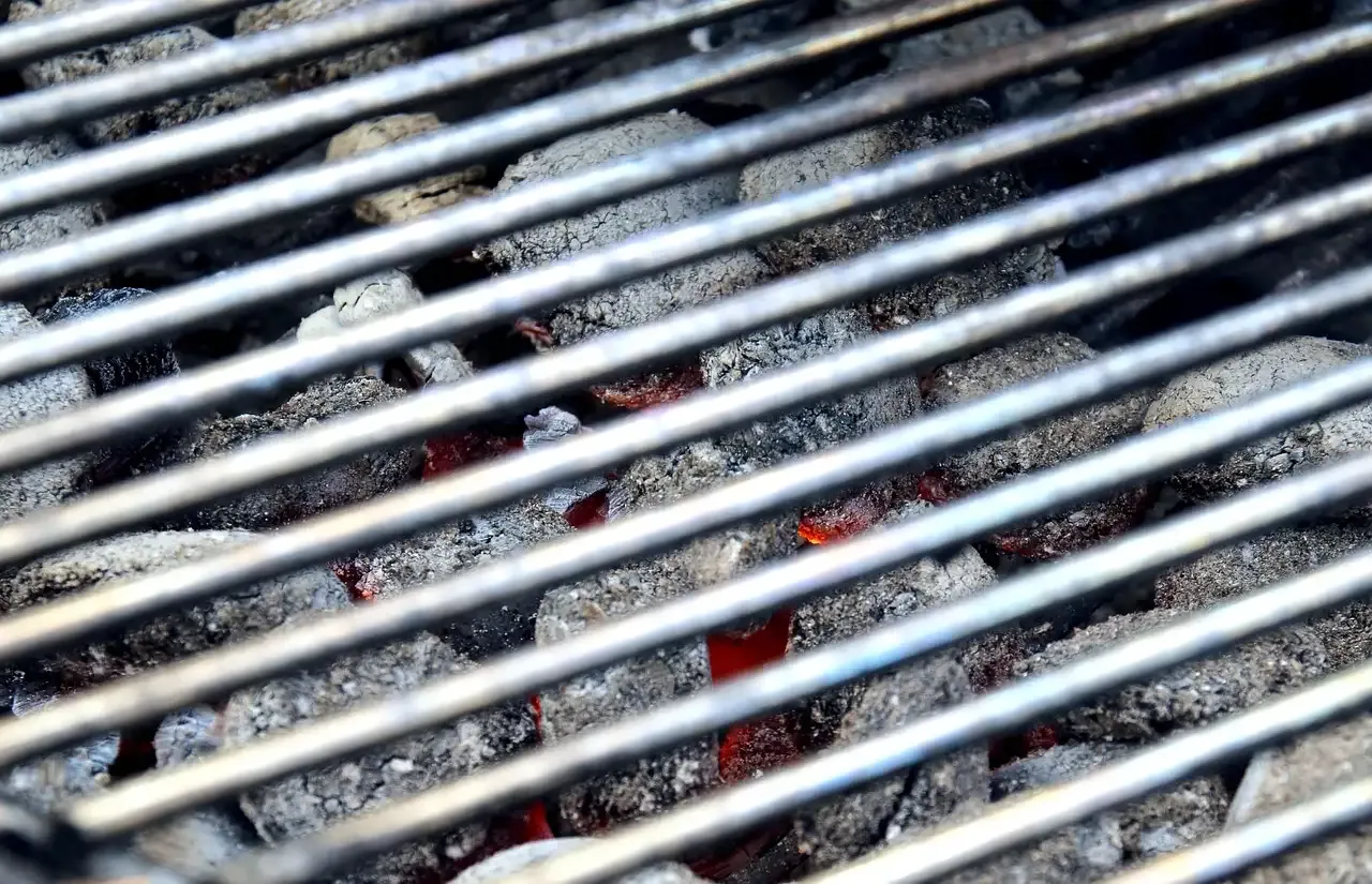 Barbecue rooster weber